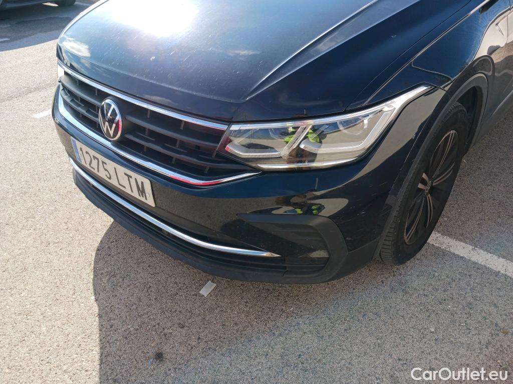 Volkswagen  Tiguan VOLKSWAGEN  / 2020 / 5P / todoterreno Life 2.0 TDI 110kW (150CV) DSG (AC2) #19
