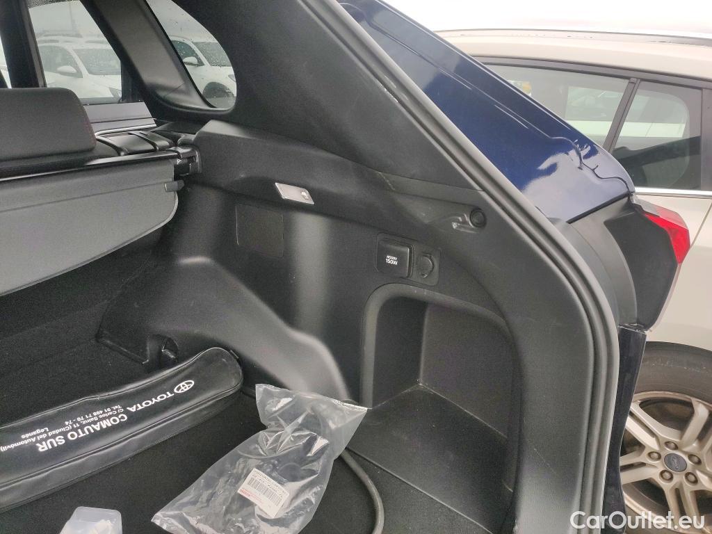  Toyota  RAV4 TOYOTA  / 2018 / 5P / todoterreno 2.5l PLUG-IN 300PH (e-CVT) Advance #9