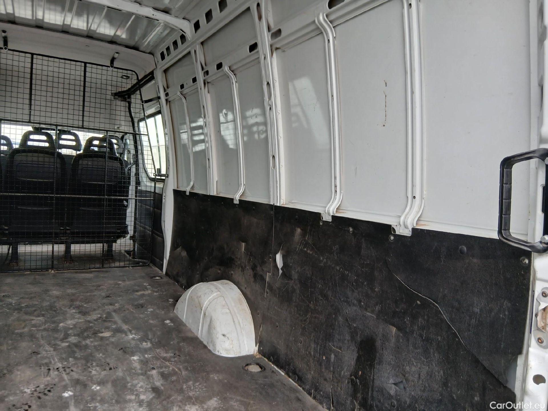  Iveco  Daily IVECO  / 2019 / 4P / combi 35S 14H V 4100/H2 16H M3 #65