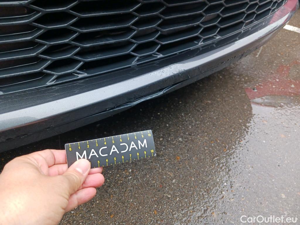  Toyota  C-HR TOYOTA  / 2019 / 5P / todoterreno 2.0 180H Advance #8