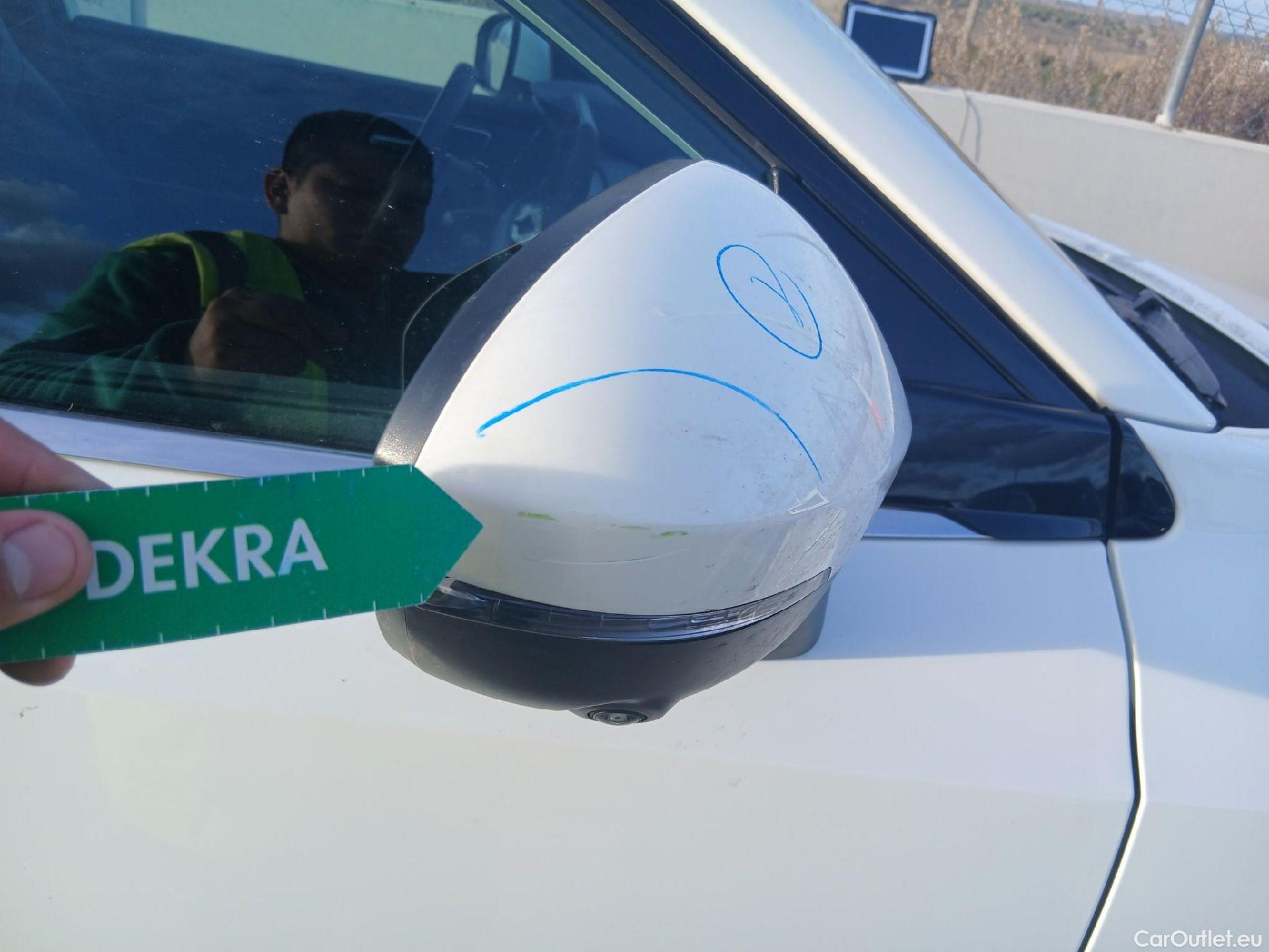  Nissan  Qashqai NISSAN  / 2021 / 5P / todoterreno DIG-T 116kW mHEV Xtronic Tekna #22