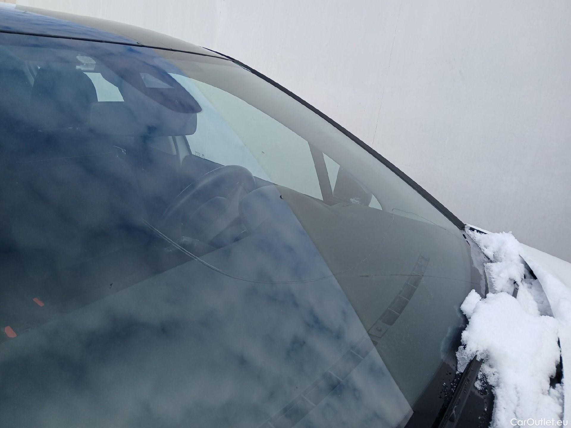  Citroen  C3 CITROEN  / 2020 / 5P / berlina con portón BlueHDi 75KW (100CV) S&S Feel Pack #4