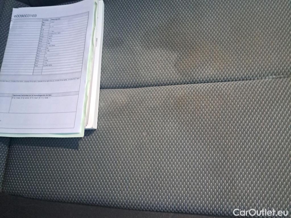  Audi  Q2 AUDI  / 2016 / 5P / todoterreno Design 30 TFSI 85kW (116CV) #4