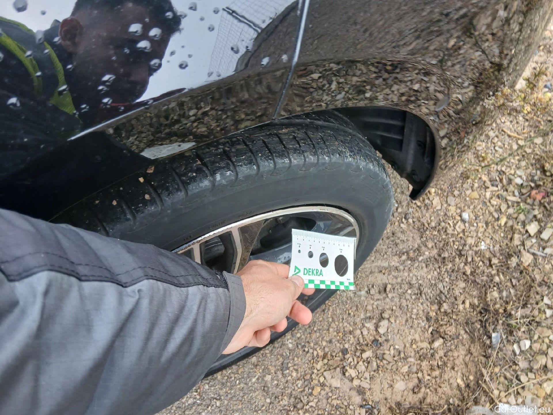  Bmw  Serie 2  Gran Coupe 218i Sport Line 1.5 140CV AT7 E6dT #22