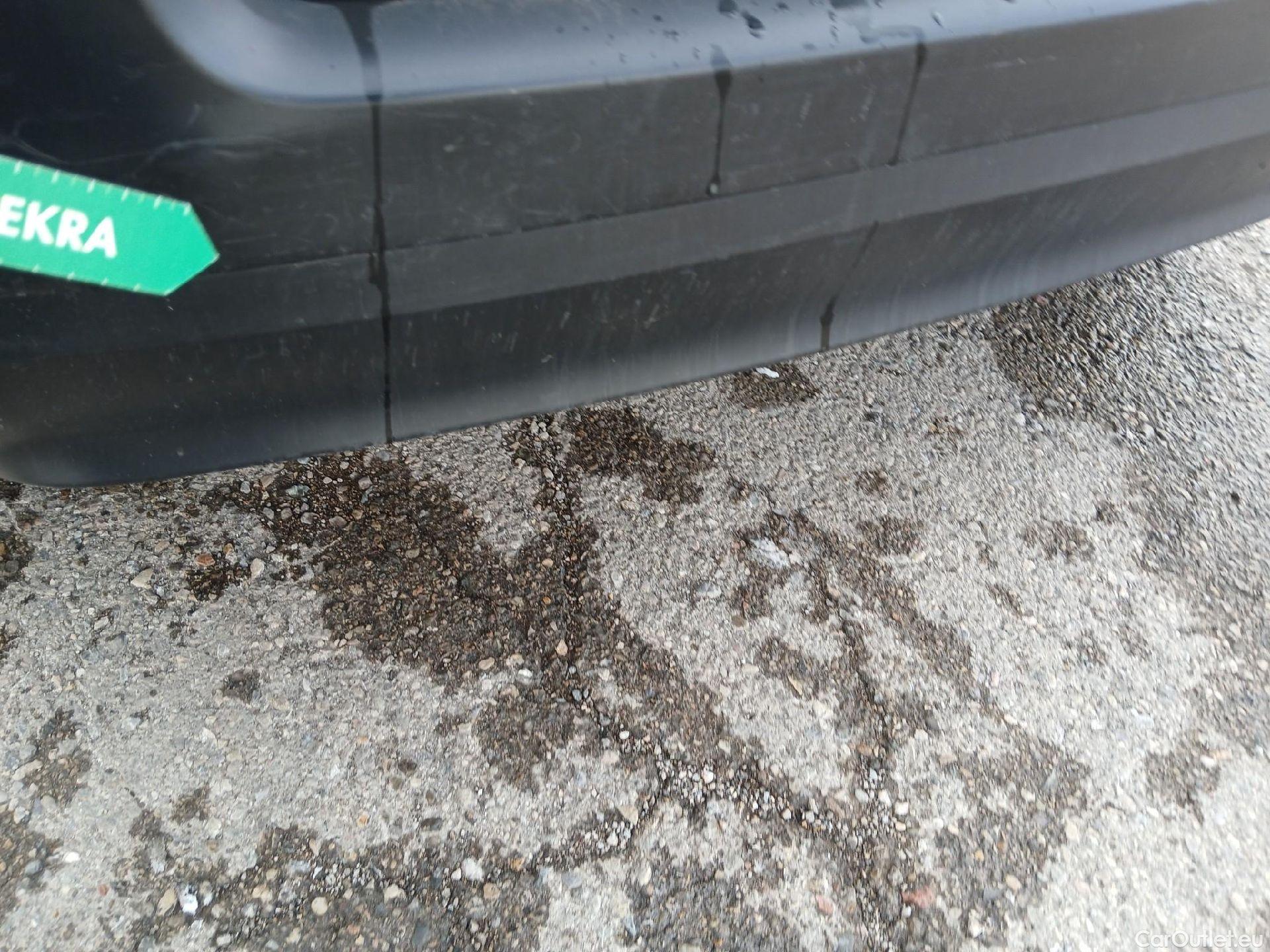  Citroen  C3 CITROEN  / 2020 / 5P / berlina con portón BlueHDi 75KW (100CV) S&S Feel Pack #34