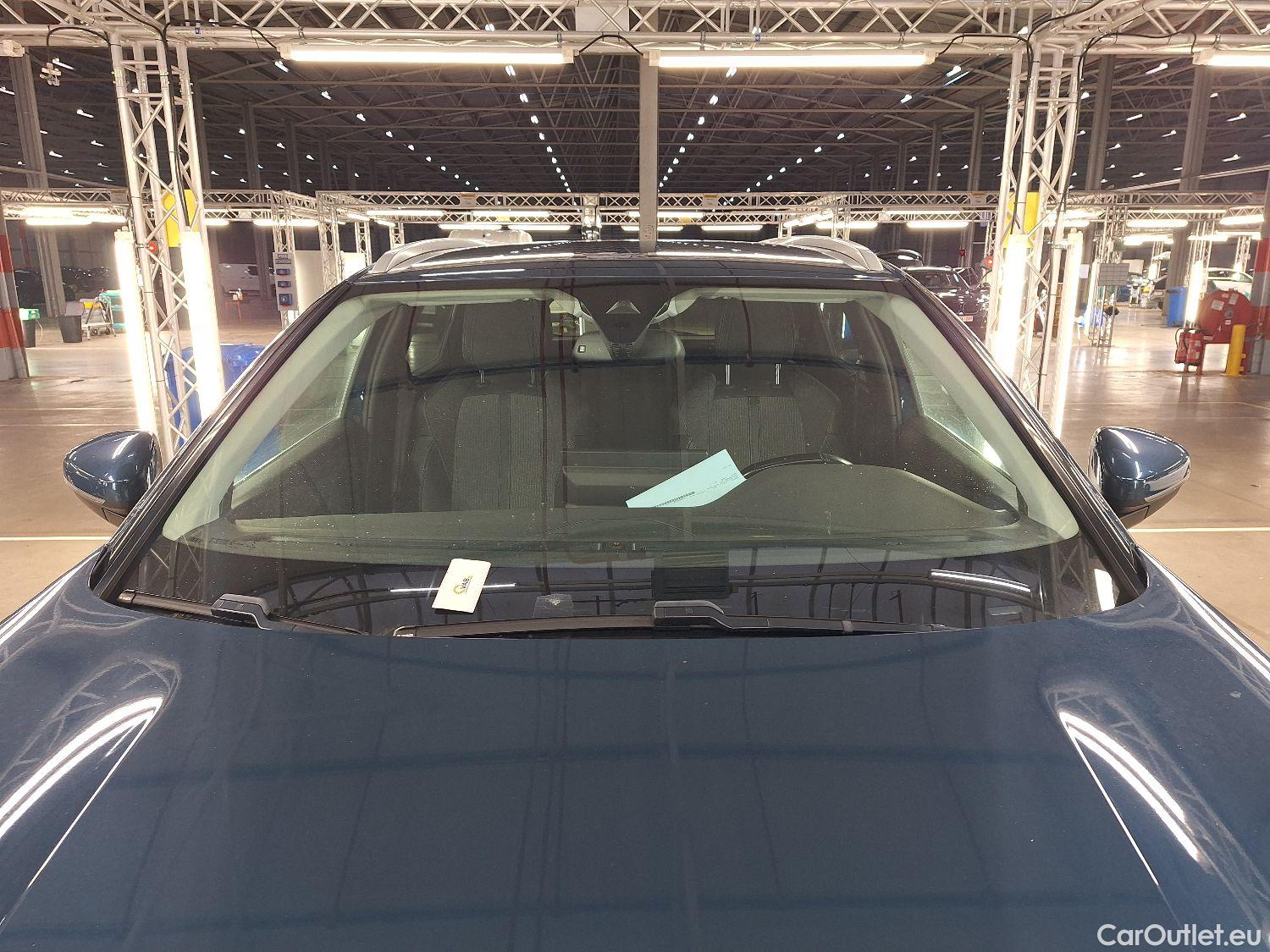  Peugeot  5008 Peugeot,  FL'20, Peugeot  1.5 BlueHDi 96kW S&S EAT8 Allure Pack #3