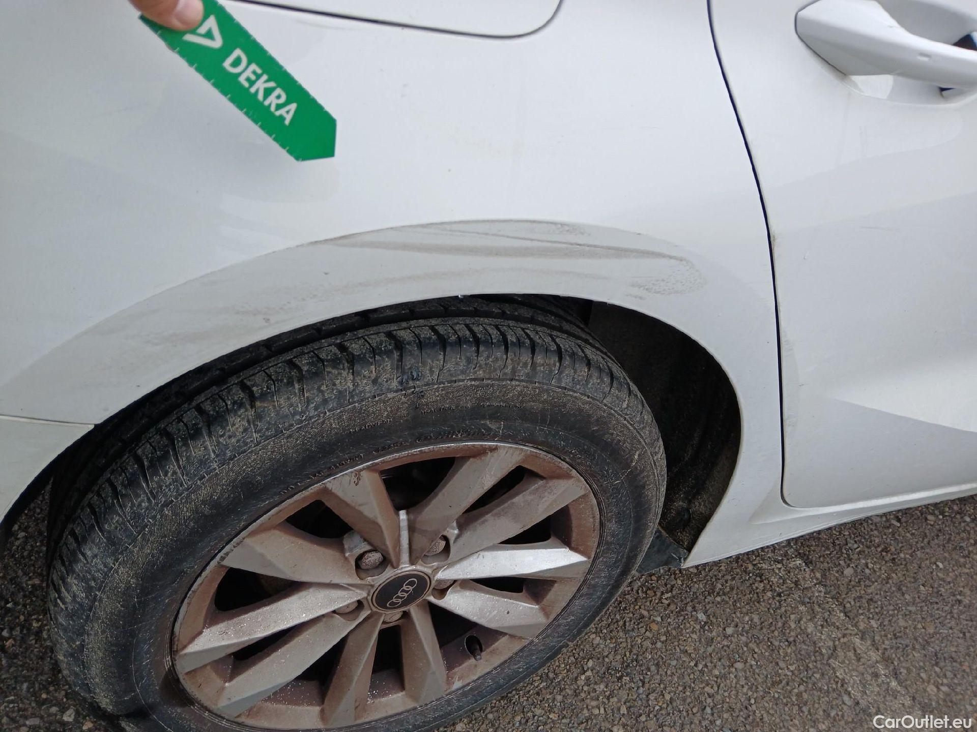  Audi  A3 AUDI  / 2020 / 5P / berlina con portón Sportback 30 TFSI 81kW (110CV) S tronic #38