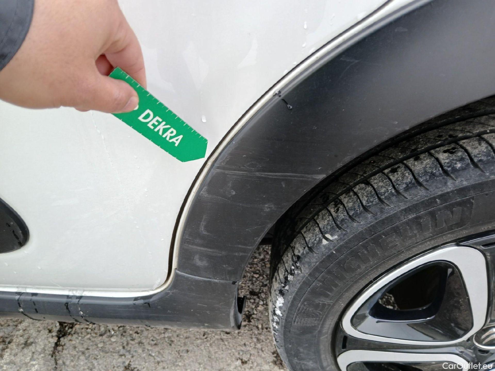  Citroen  C3 CITROEN  / 2020 / 5P / berlina con portón BlueHDi 75KW (100CV) S&S Feel Pack #25