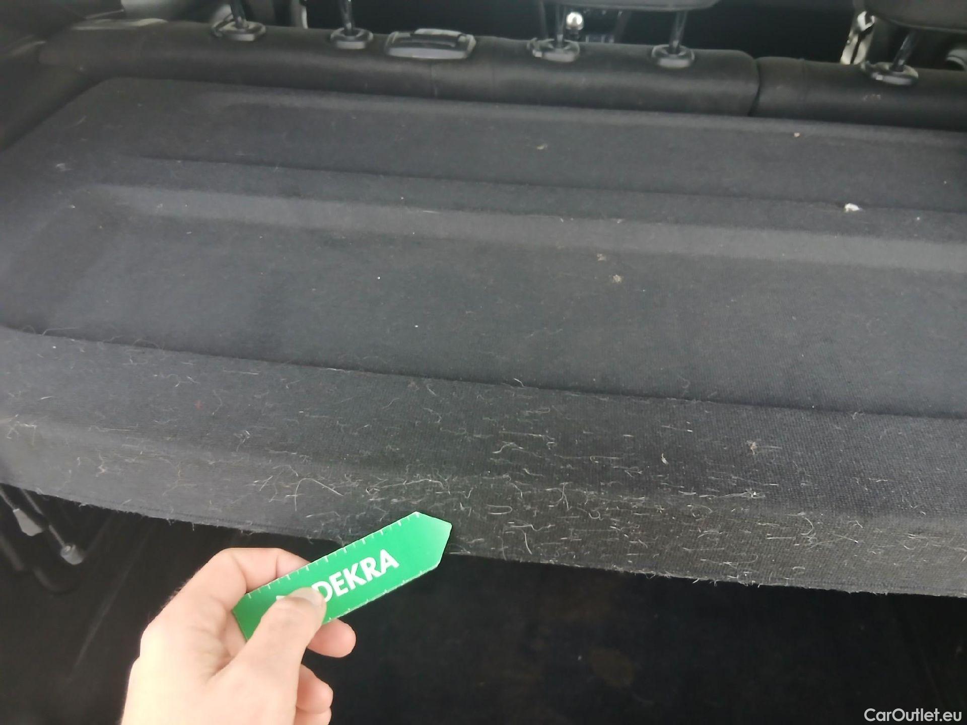  Jeep  Patriot JEEP Renegade / 2014 / 5P / todoterreno Limited 1.0G 88kW (120CV) 4x2 #43