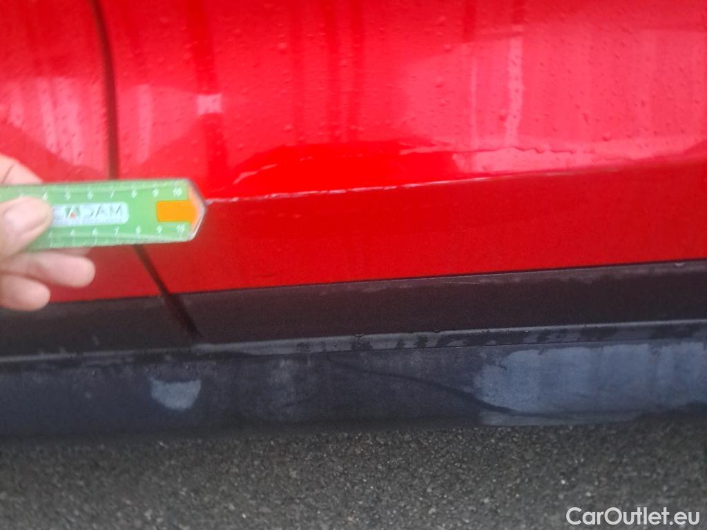  Hyundai  Tucson HYUNDAI  / 2018 / 5P / todoterreno 1.6 CRDI 85kW (116CV) 48V SLE 4X2(SP)(SL) #13