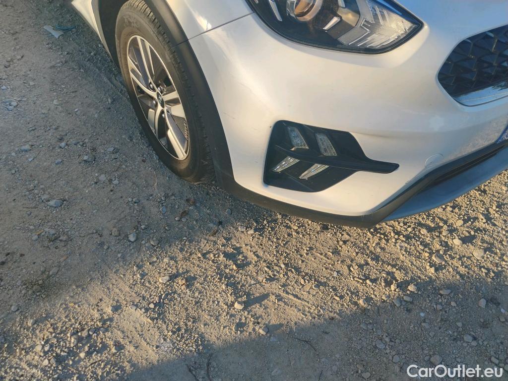  KIA  Niro KIA  / 2019 / 5P / crossover 1.6 GDi HEV 104kW (141CV) Drive #14