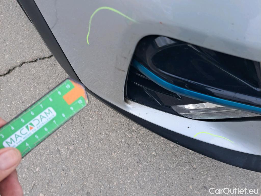  KIA  Niro KIA e- / 2016 / 5P / crossover e- 150kW Emotion (Long Range) #27