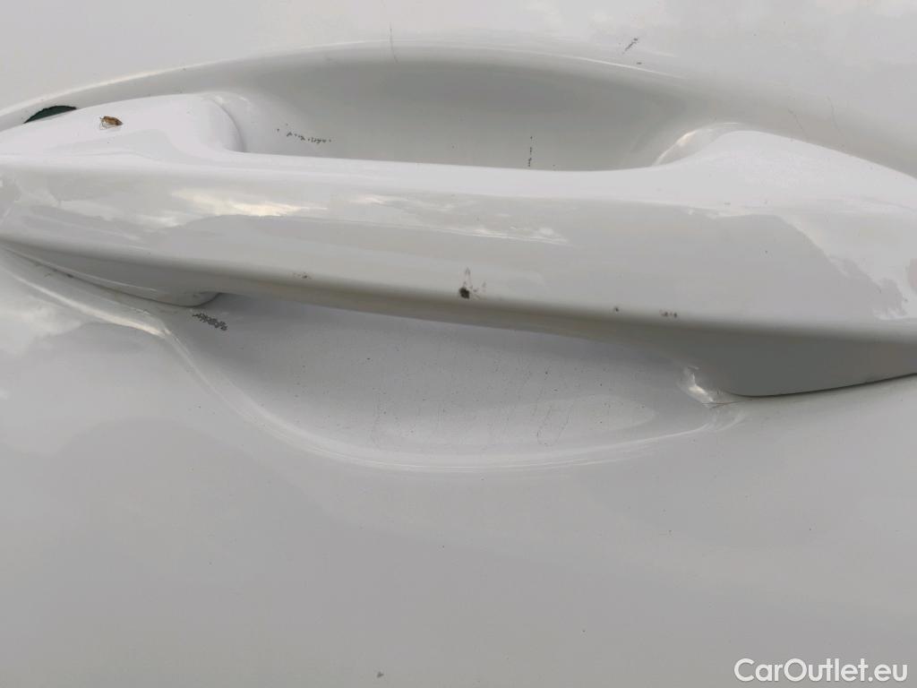  KIA  Cee'd KIA Ceed / 2018 / 5P / berlina con portón 1.0 T-GDi 88kW (120CV) Concept #25