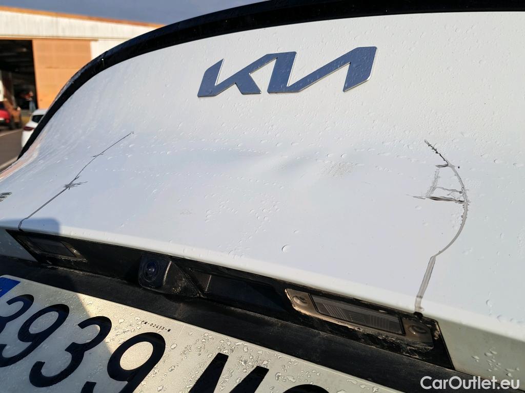  KIA  Sportage KIA  / 2022 / 5P / todoterreno 1.6 T-GDi 110kW (150CV) Concept 4x2 #3