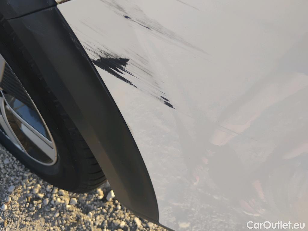  KIA  Niro KIA  / 2019 / 5P / crossover 1.6 GDi HEV 104kW (141CV) Drive #17