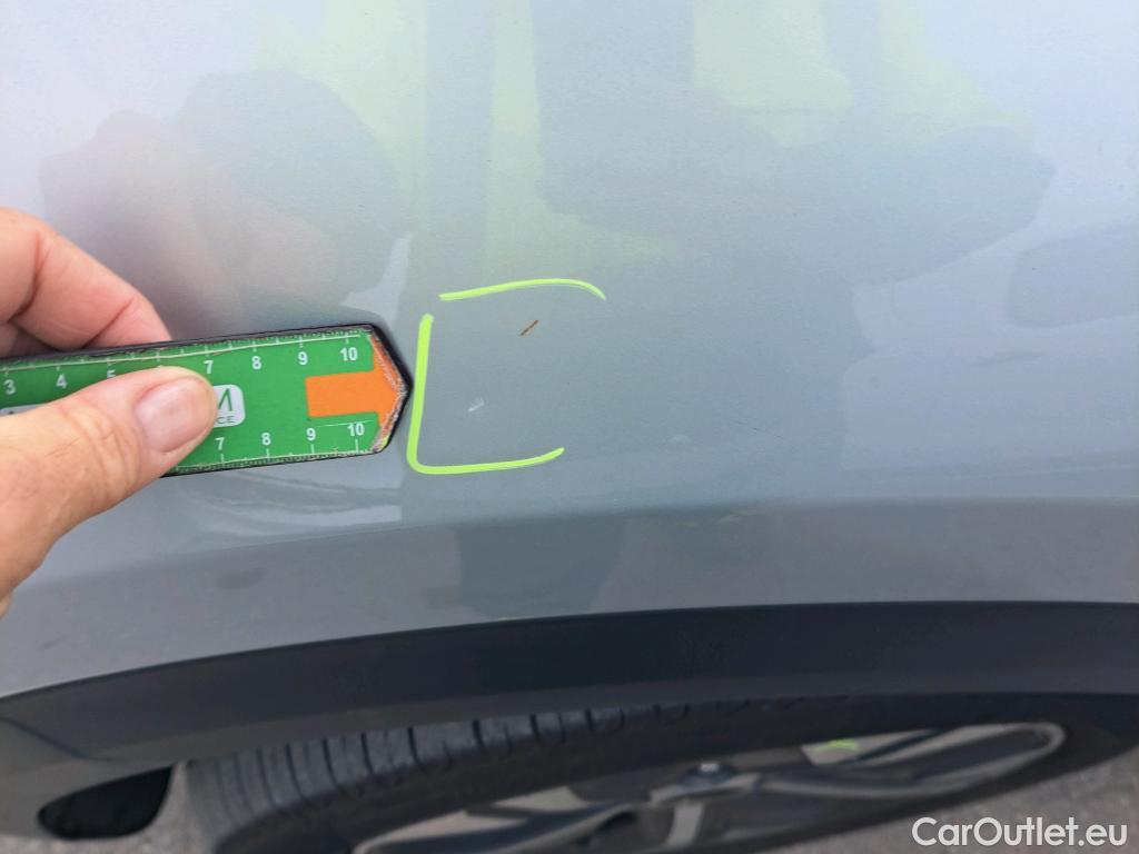  KIA  Niro KIA e- / 2016 / 5P / crossover e- 150kW Emotion (Long Range) #18