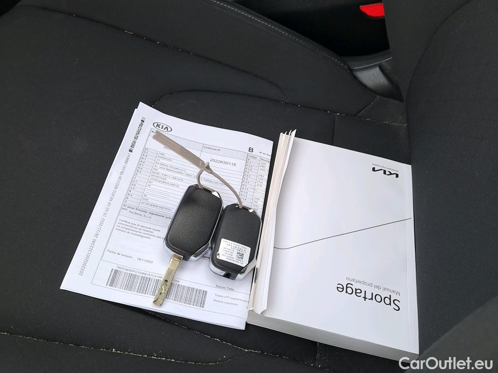  KIA  Sportage KIA  / 2022 / 5P / todoterreno 1.6 T-GDi 110kW (150CV) Concept 4x2 #4