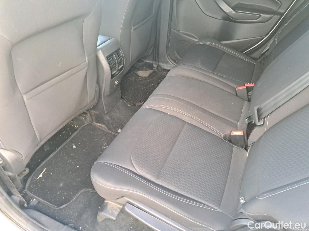  Ford  Kuga FORD  / 2016 / 5P / todoterreno 1.5 EcoBoost 88kW 4x2 Trend+ (CX) #25