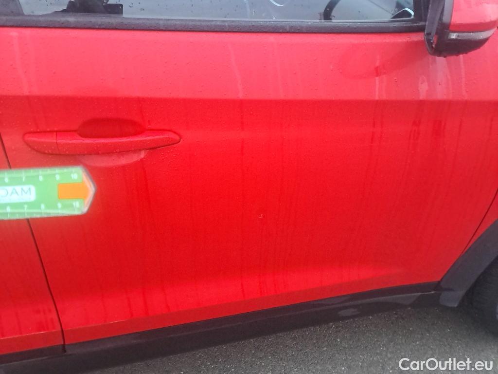  Hyundai  Tucson HYUNDAI  / 2018 / 5P / todoterreno 1.6 CRDI 85kW (116CV) 48V SLE 4X2(SP)(SL) #9