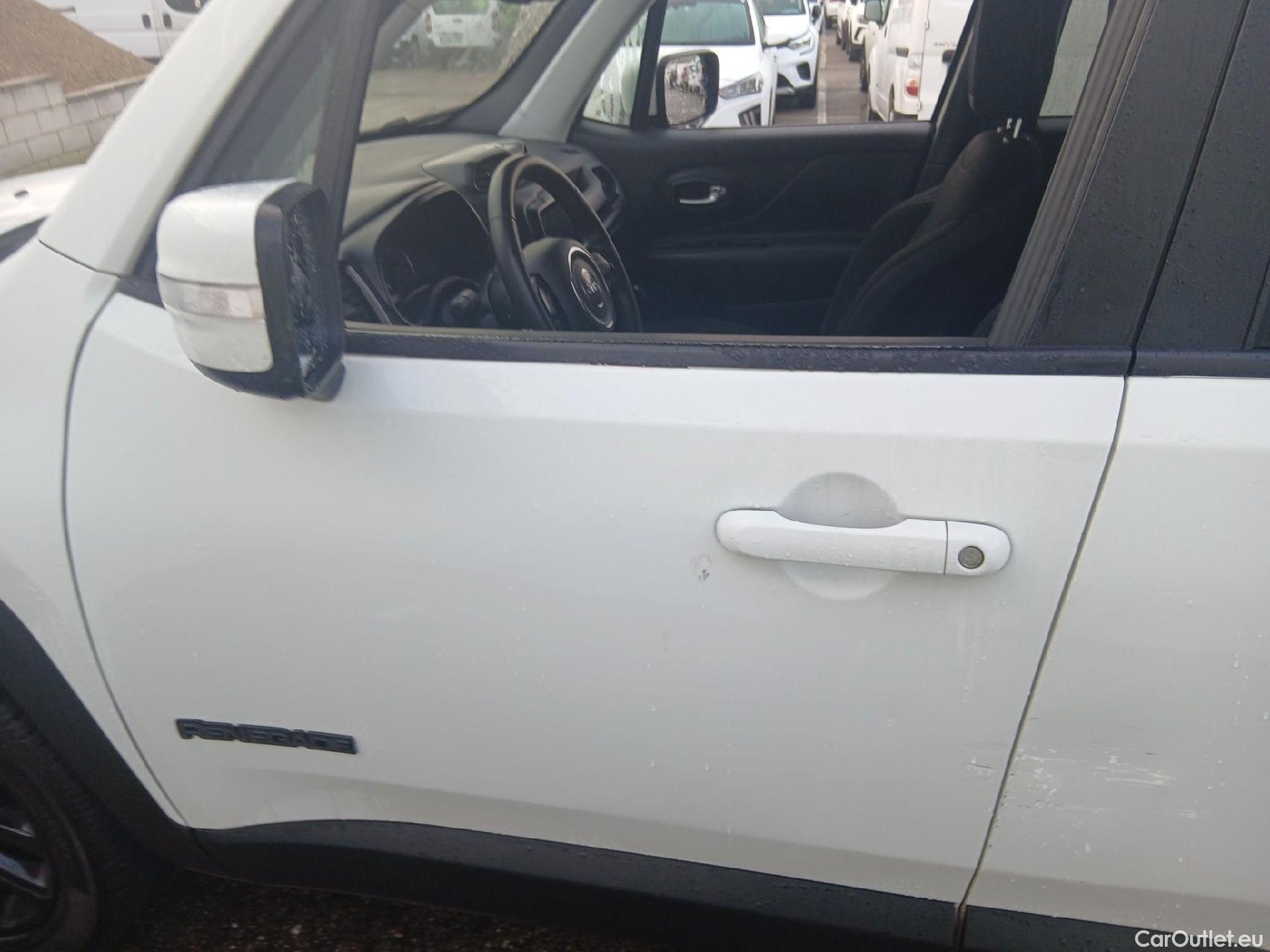  Jeep  Patriot JEEP Renegade / 2014 / 5P / todoterreno Limited 1.0G 88kW (120CV) 4x2 #12