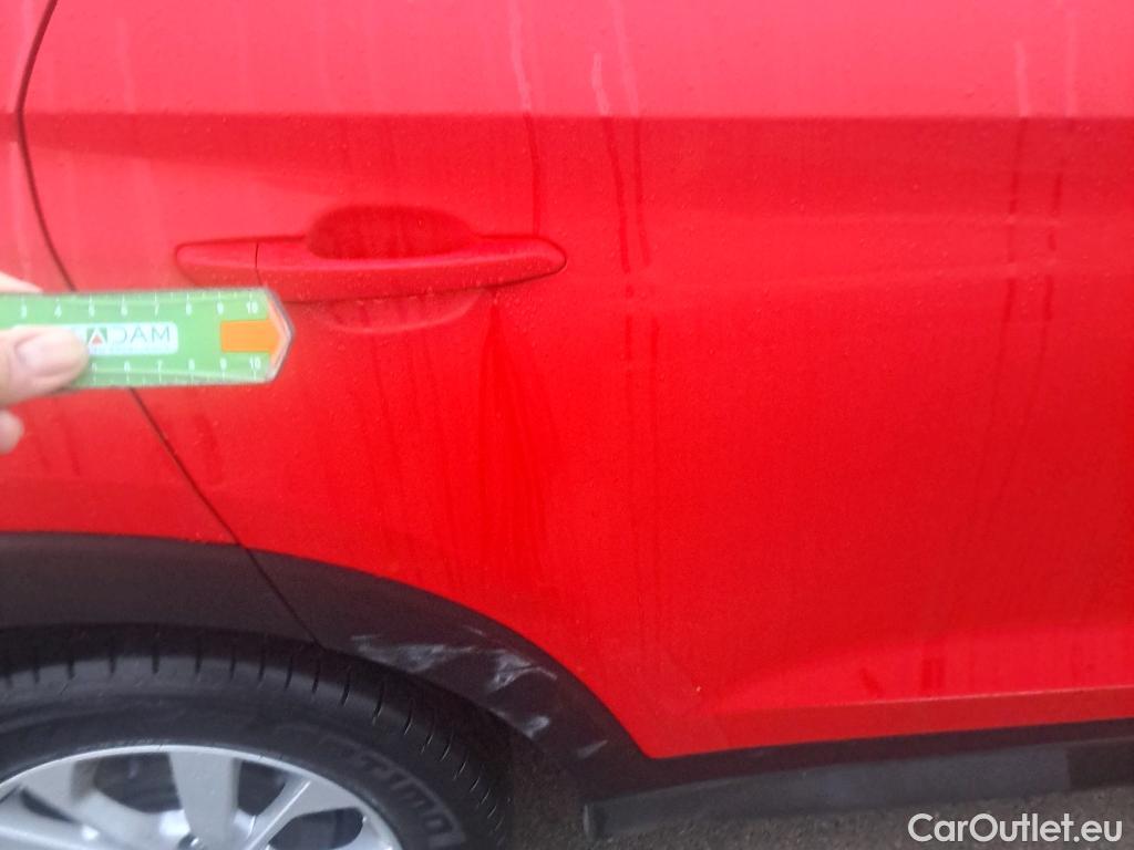  Hyundai  Tucson HYUNDAI  / 2018 / 5P / todoterreno 1.6 CRDI 85kW (116CV) 48V SLE 4X2(SP)(SL) #43