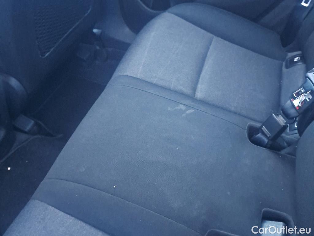  Hyundai  Tucson HYUNDAI  / 2018 / 5P / todoterreno 1.6 CRDI 85kW (116CV) 48V SLE 4X2(SP)(SL) #20