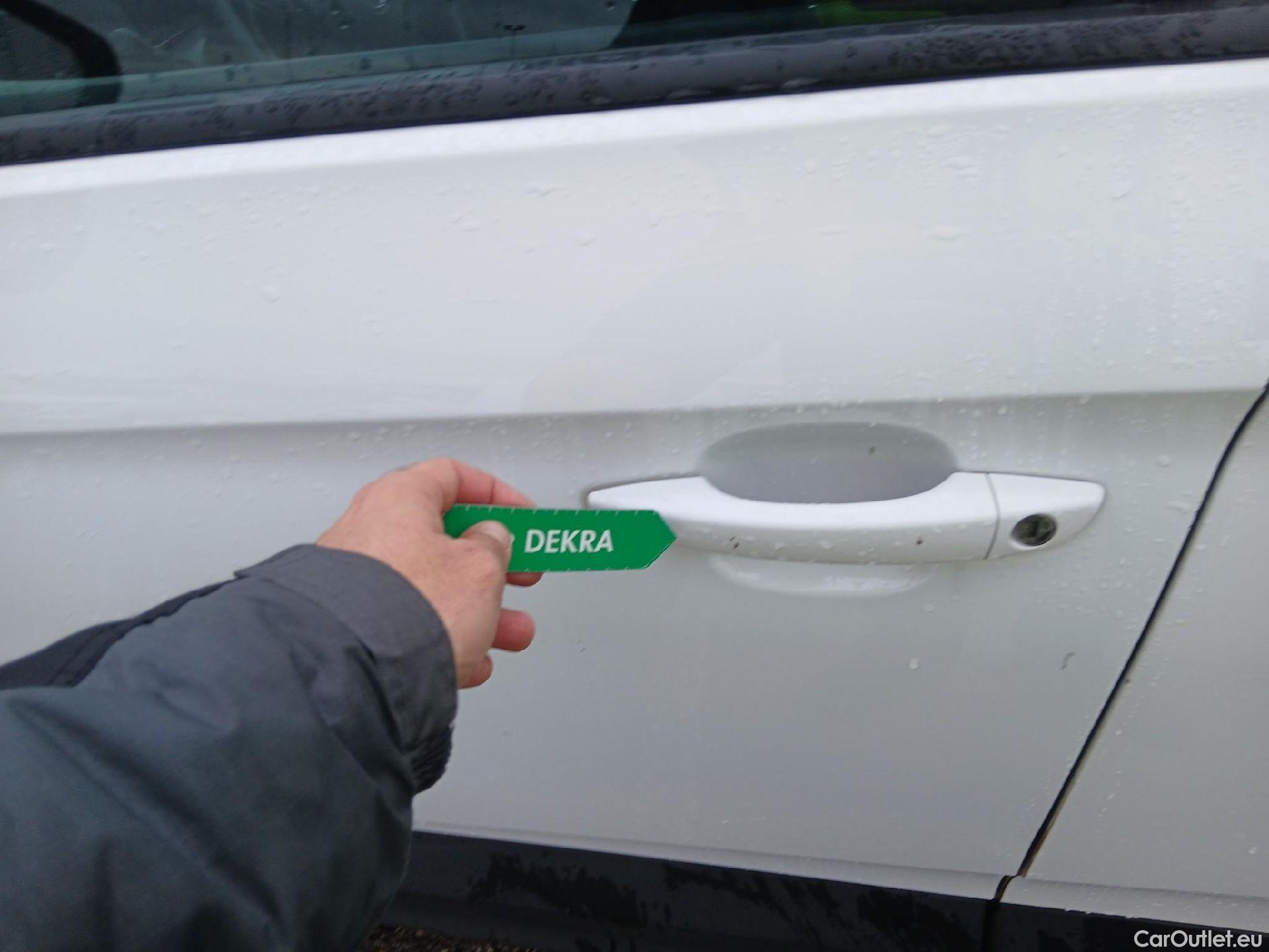  Opel   Grandland X OPEL Grandland / 2021 / 5P / todoterreno 1.5 CDTi Business Edition Auto #10