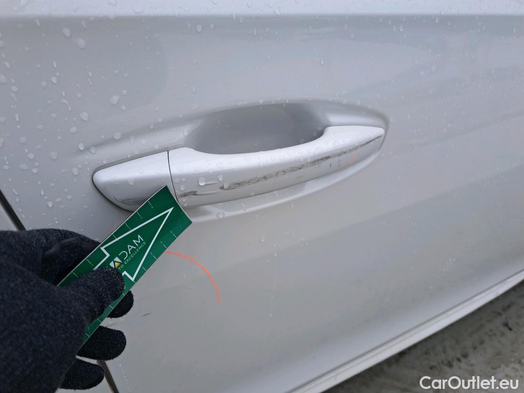  Peugeot  508 PEUGEOT  / 2018 / 5P / familiar SW Active Pack BlueHDi 130 S&S EAT8 #29