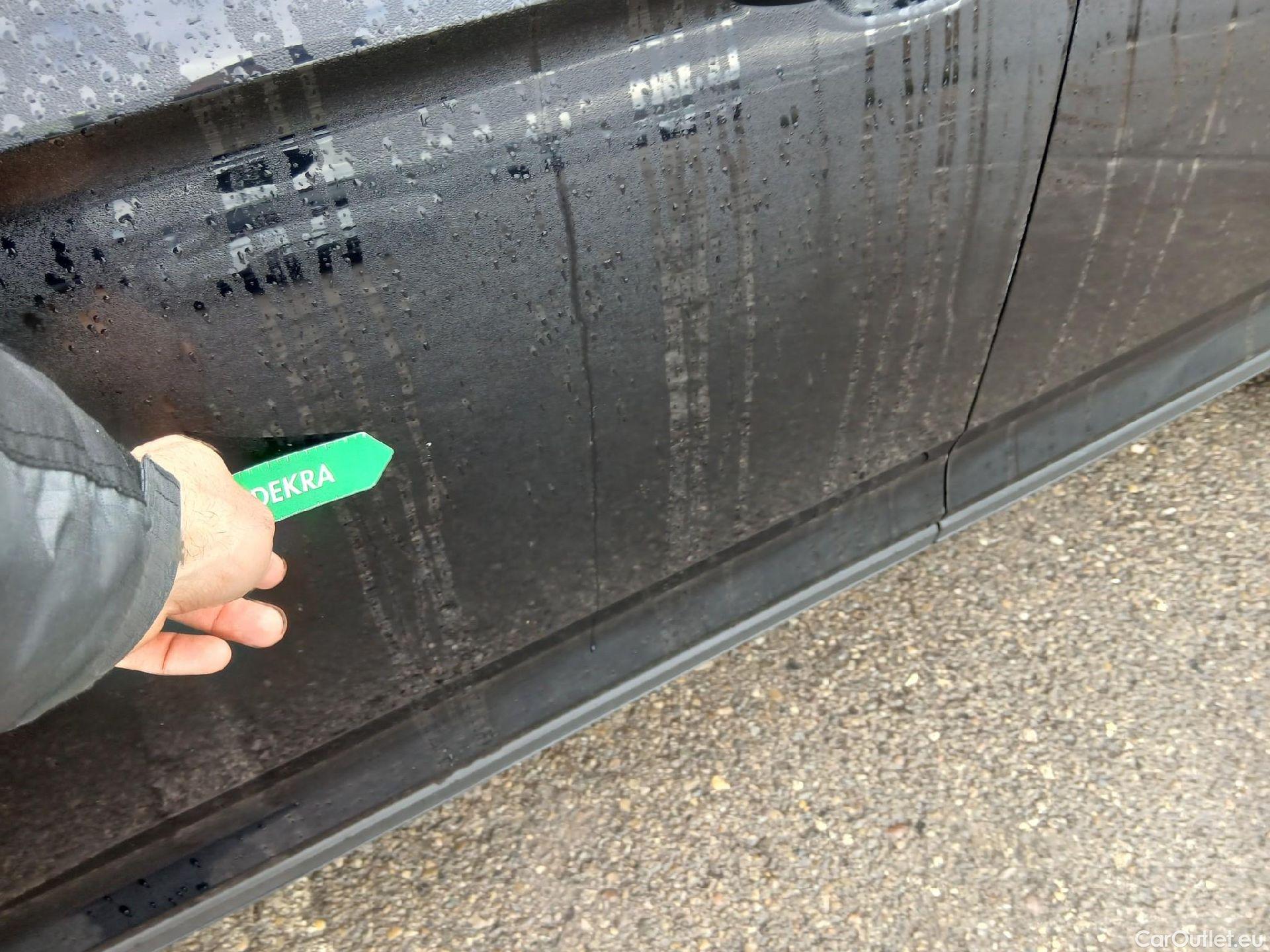  Volkswagen  Passat VOLKSWAGEN  / 2019 / 5P / familiar Variant Business 2.0 TDI 110kW #10