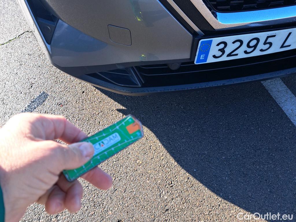  Nissan  Qashqai NISSAN  / 2021 / 5P / todoterreno DIG-T 116kW (158CV) mHEV Xtronic Acenta (AC) #8