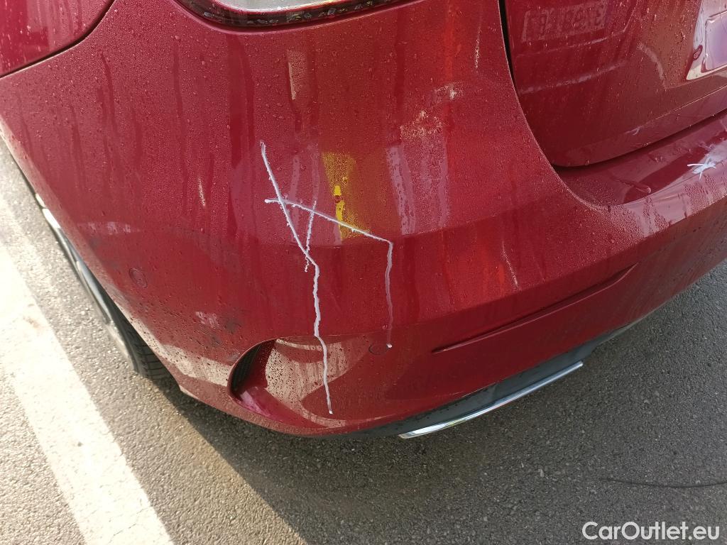  Mercedes  A-Klasse MERCEDES-BENZ Clase A / 2018 / 5P / berlina con portón A 180 d #13