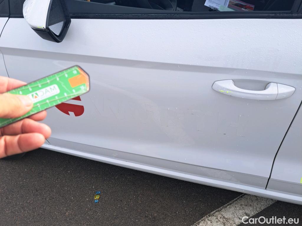  Seat  Ibiza SEAT  / 2017 / 5P / berlina con portón 1.0 MPI 59kW (80CV) Reference Plus(SP) #30