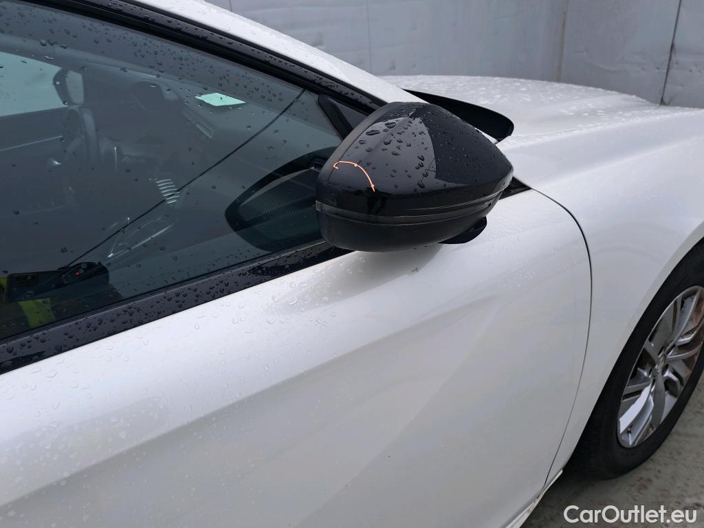  Peugeot  508 PEUGEOT  / 2018 / 5P / familiar SW Active Pack BlueHDi 130 S&S EAT8 #24