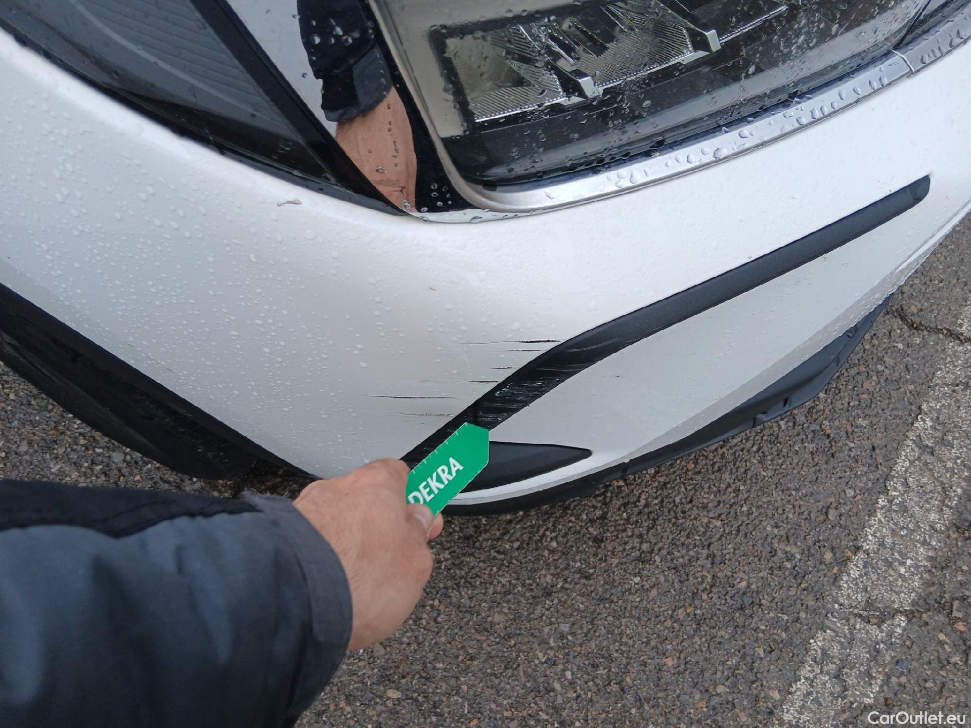  Opel   Grandland X OPEL Grandland / 2021 / 5P / todoterreno 1.5 CDTi Business Edition Auto #4