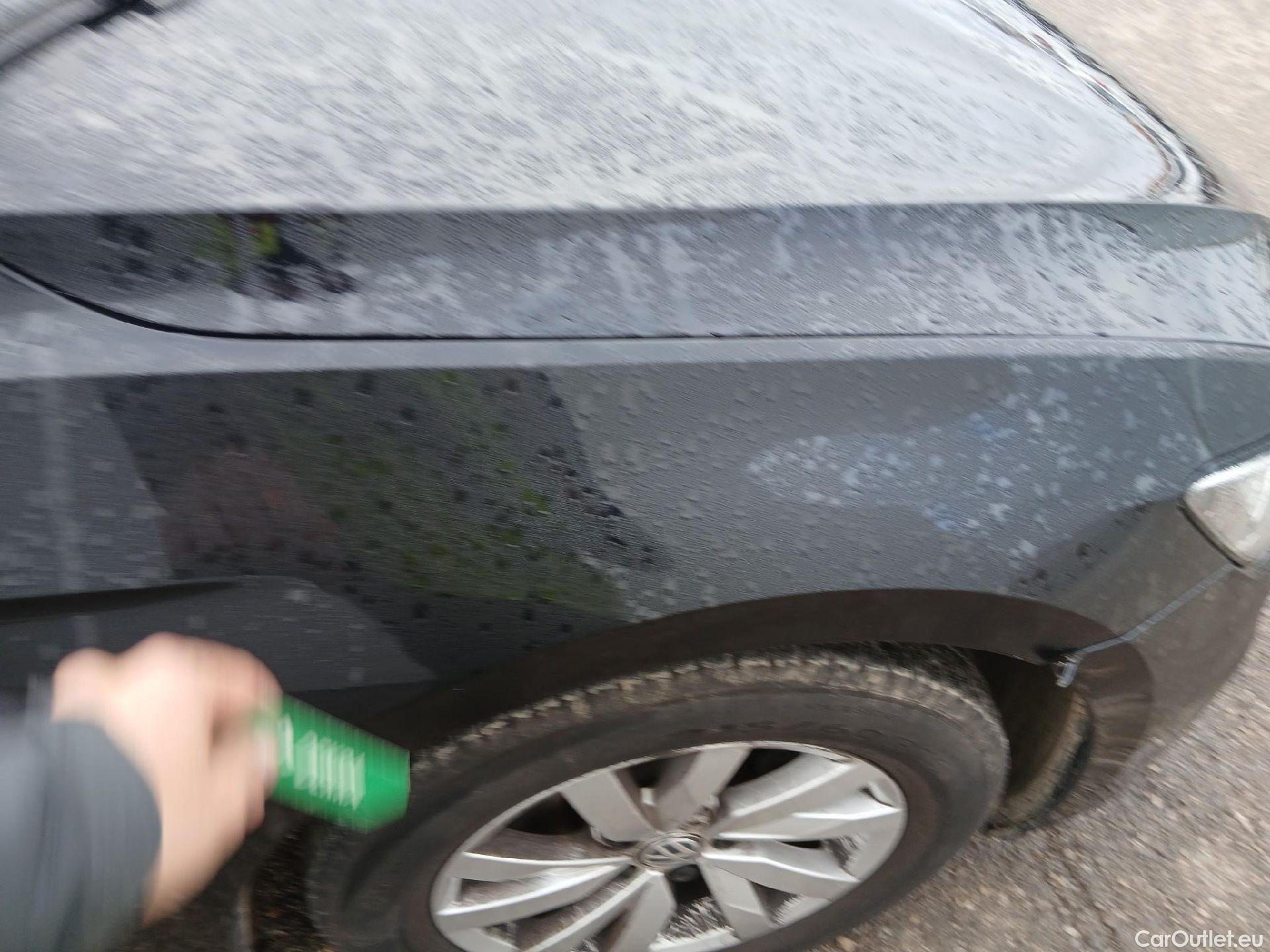  Volkswagen  Passat VOLKSWAGEN  / 2019 / 5P / familiar Variant Business 2.0 TDI 110kW #28