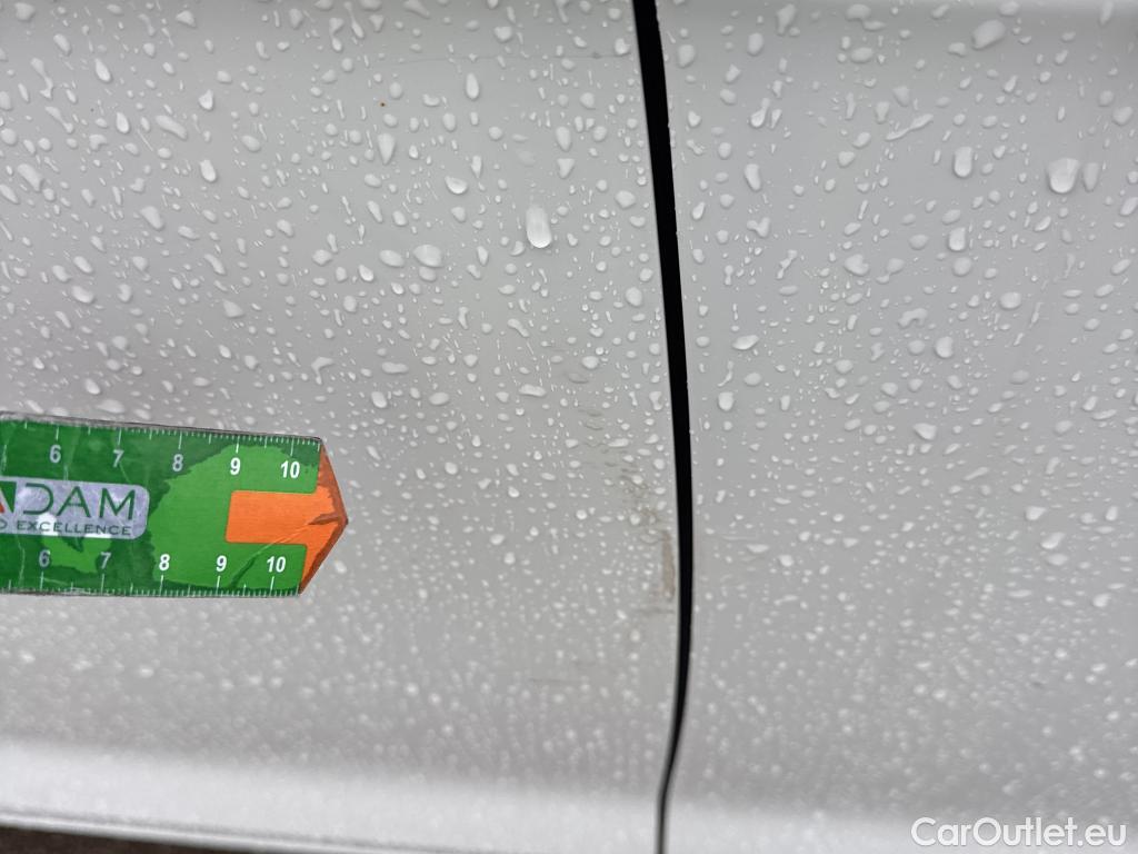  Volkswagen  Golf  VOLKSWAGEN / 2016 / 5P / berlina con portón Last Edition 1.5 TSI EVO 96kW (130CV) (CX) #7