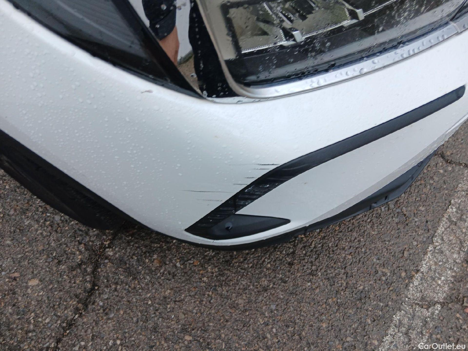  Opel   Grandland X OPEL Grandland / 2021 / 5P / todoterreno 1.5 CDTi Business Edition Auto #3