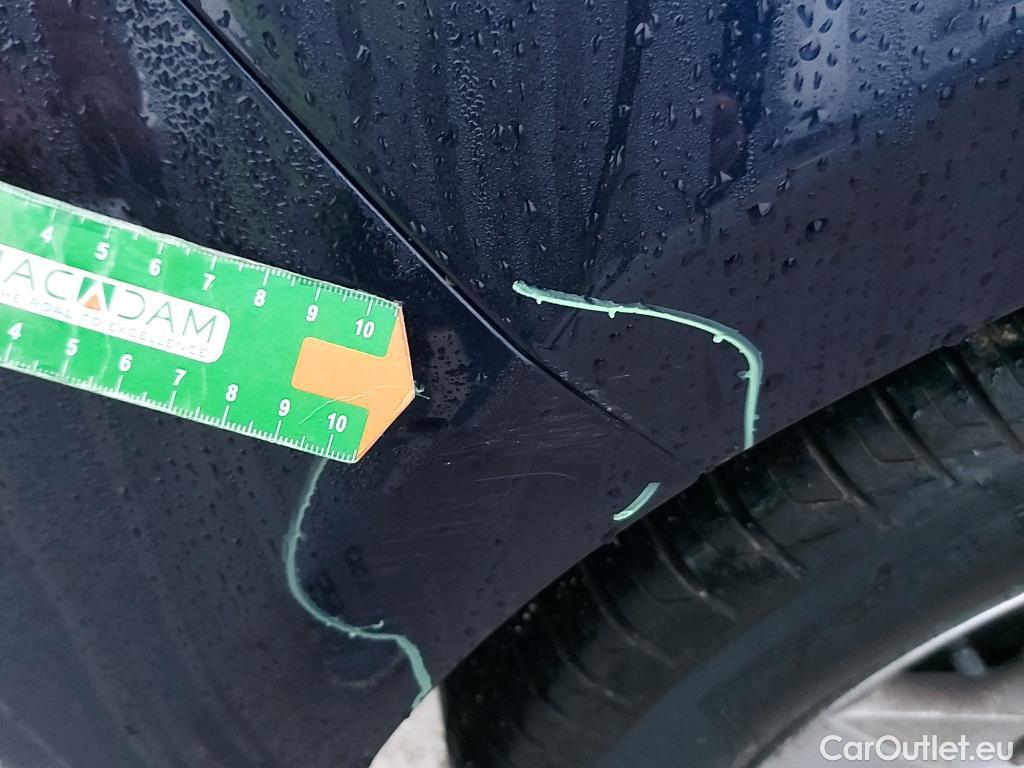  Volkswagen  Golf  VOLKSWAGEN / 2016 / 5P / berlina con portón Ready2Go 1.0 TSI 85kW (115CV) #6