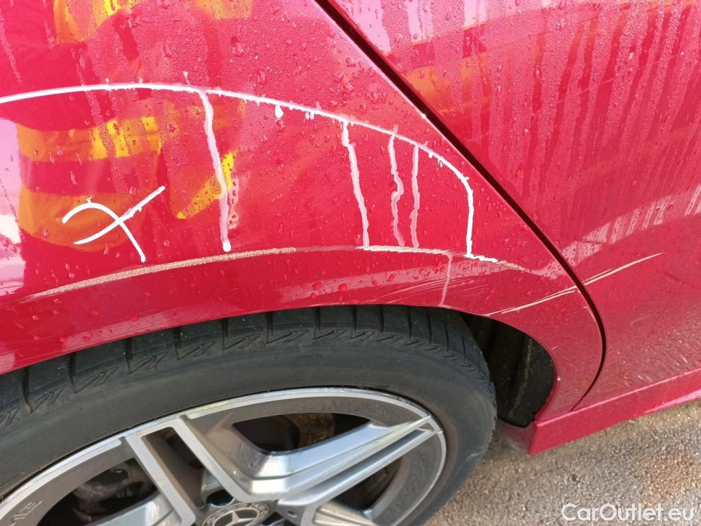  Mercedes  A-Klasse MERCEDES-BENZ Clase A / 2018 / 5P / berlina con portón A 180 d #2