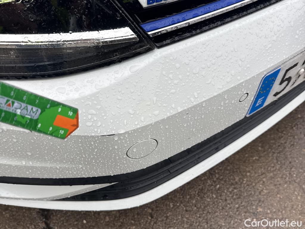  Volkswagen  Golf  VOLKSWAGEN / 2016 / 5P / berlina con portón Last Edition 1.5 TSI EVO 96kW (130CV) (CX) #19