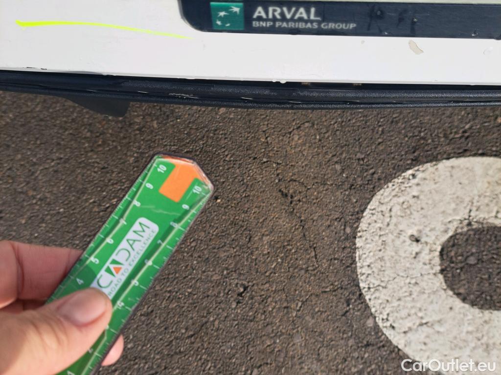  Seat  Ibiza SEAT  / 2017 / 5P / berlina con portón 1.0 MPI 59kW (80CV) Reference Plus(SP) #29