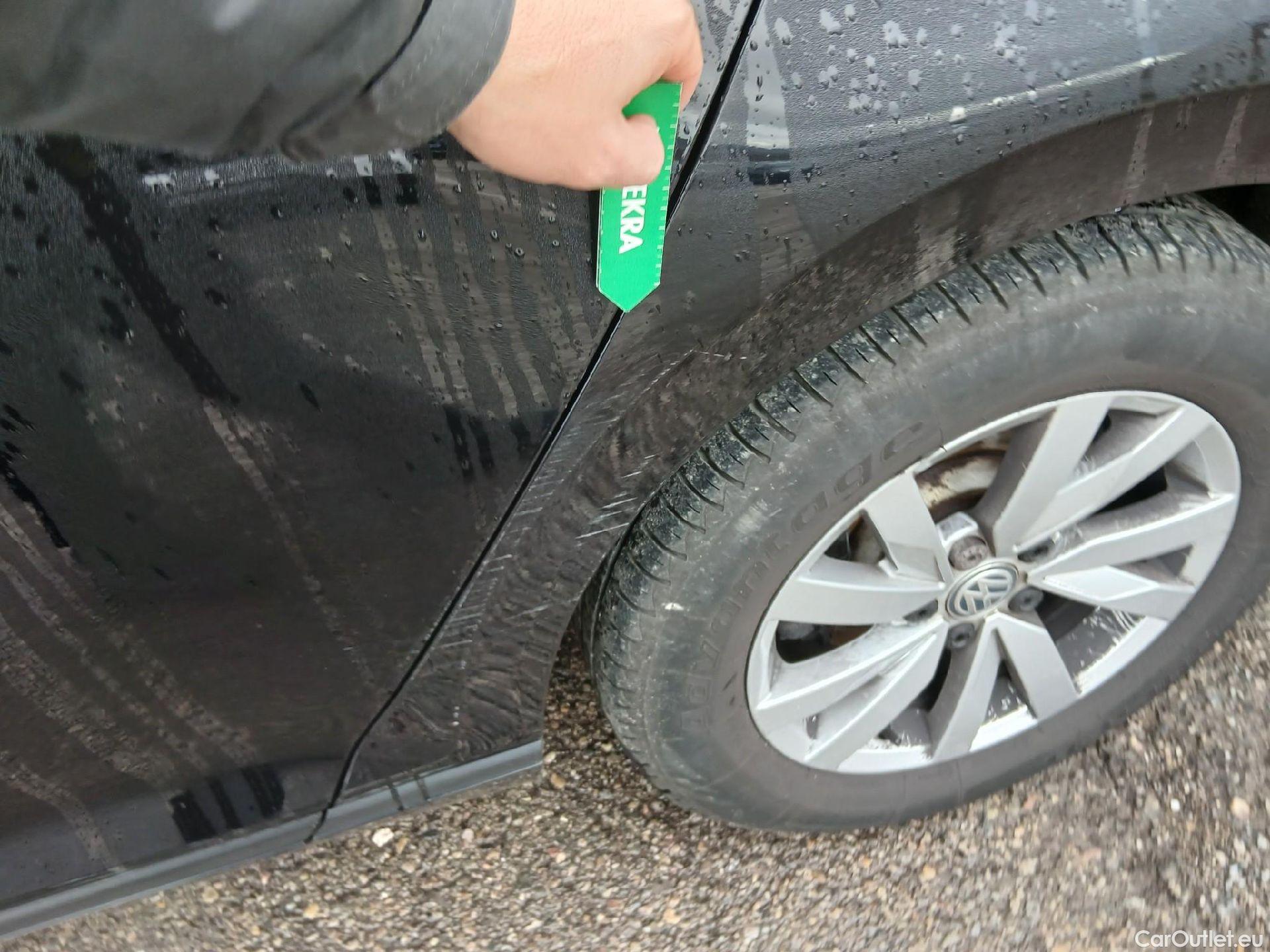  Volkswagen  Passat VOLKSWAGEN  / 2019 / 5P / familiar Variant Business 2.0 TDI 110kW #14