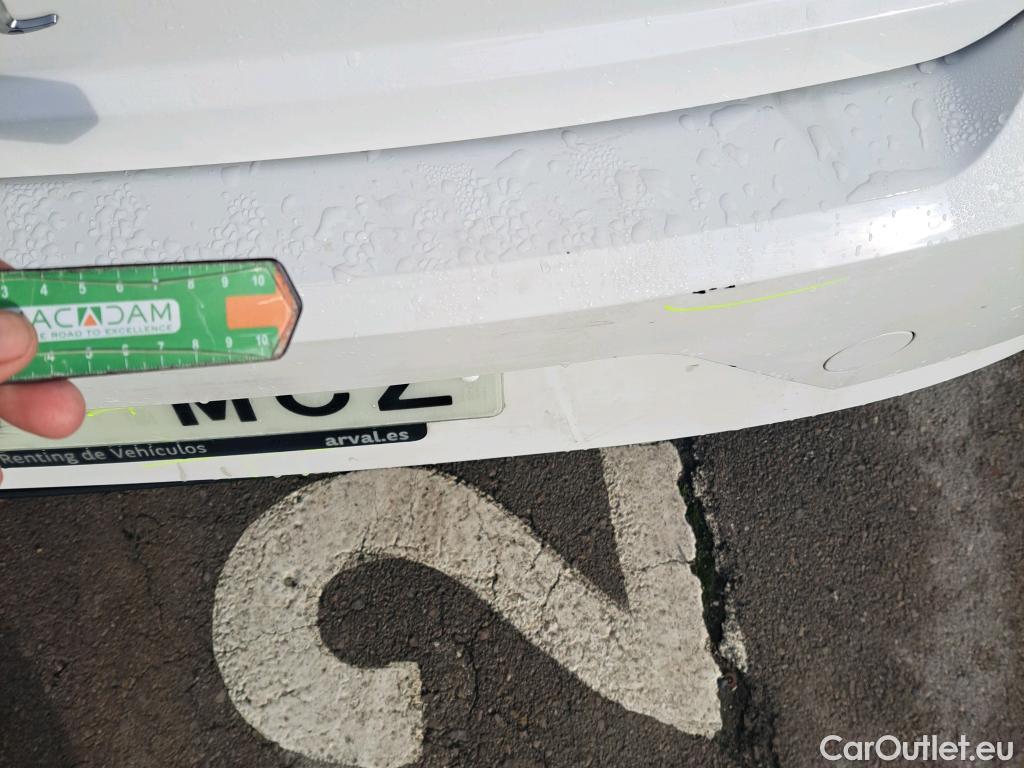  Seat  Ibiza SEAT  / 2017 / 5P / berlina con portón 1.0 MPI 59kW (80CV) Reference Plus(SP) #16