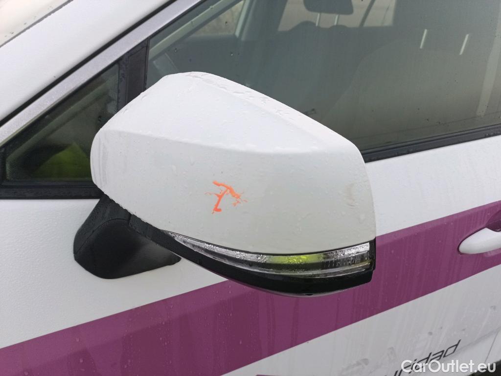  Toyota  RAV4 TOYOTA  / 2018 / 5P / todoterreno 2.5l 220H Advance 4WD #23