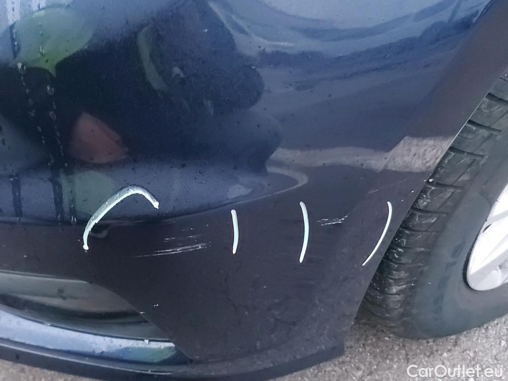  Volkswagen  Golf  VOLKSWAGEN / 2016 / 5P / berlina con portón Ready2Go 1.0 TSI 85kW (115CV) #3