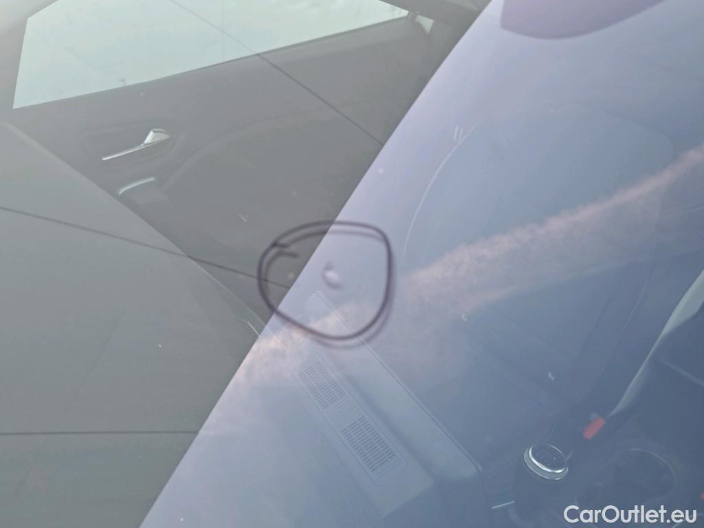  Renault  Captur RENAULT  / 2020 / 5P / todoterreno Zen TCe 140CV GPF Micro Híbrido #2