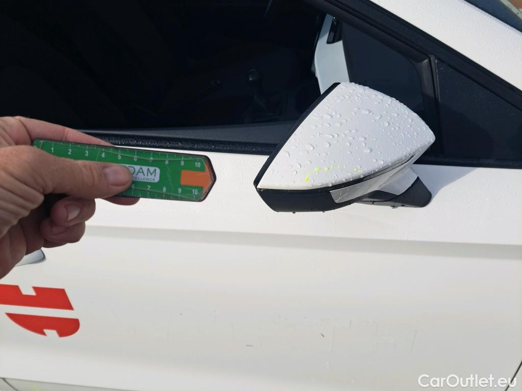  Seat  Ibiza SEAT  / 2017 / 5P / berlina con portón 1.0 MPI 59kW (80CV) Reference Plus(SP) #34