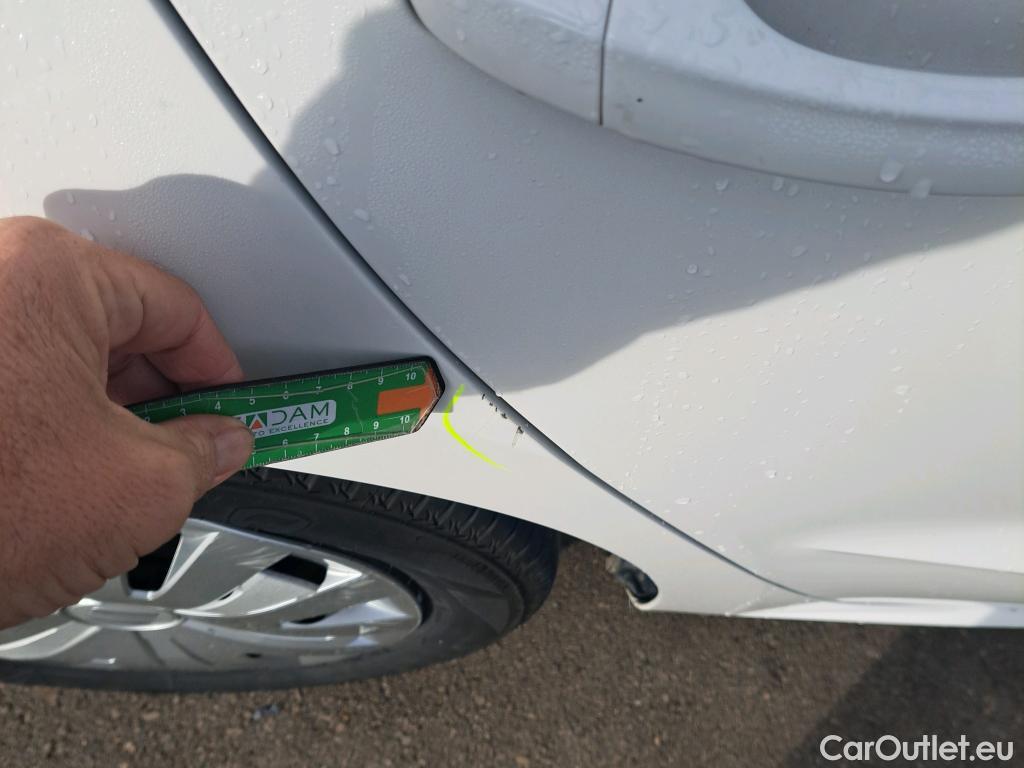  Seat  Ibiza SEAT  / 2017 / 5P / berlina con portón 1.0 MPI 59kW (80CV) Reference Plus(SP) #11