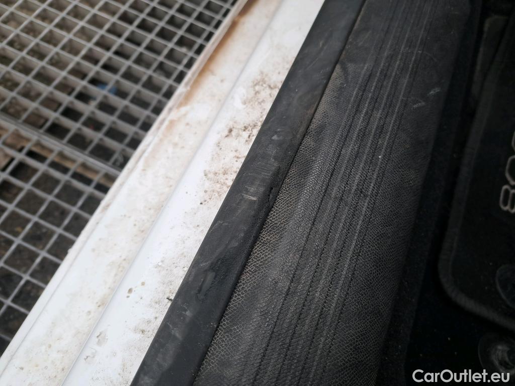  Peugeot  508 PEUGEOT  / 2018 / 5P / familiar SW Active Pack BlueHDi 130 S&S EAT8 #7