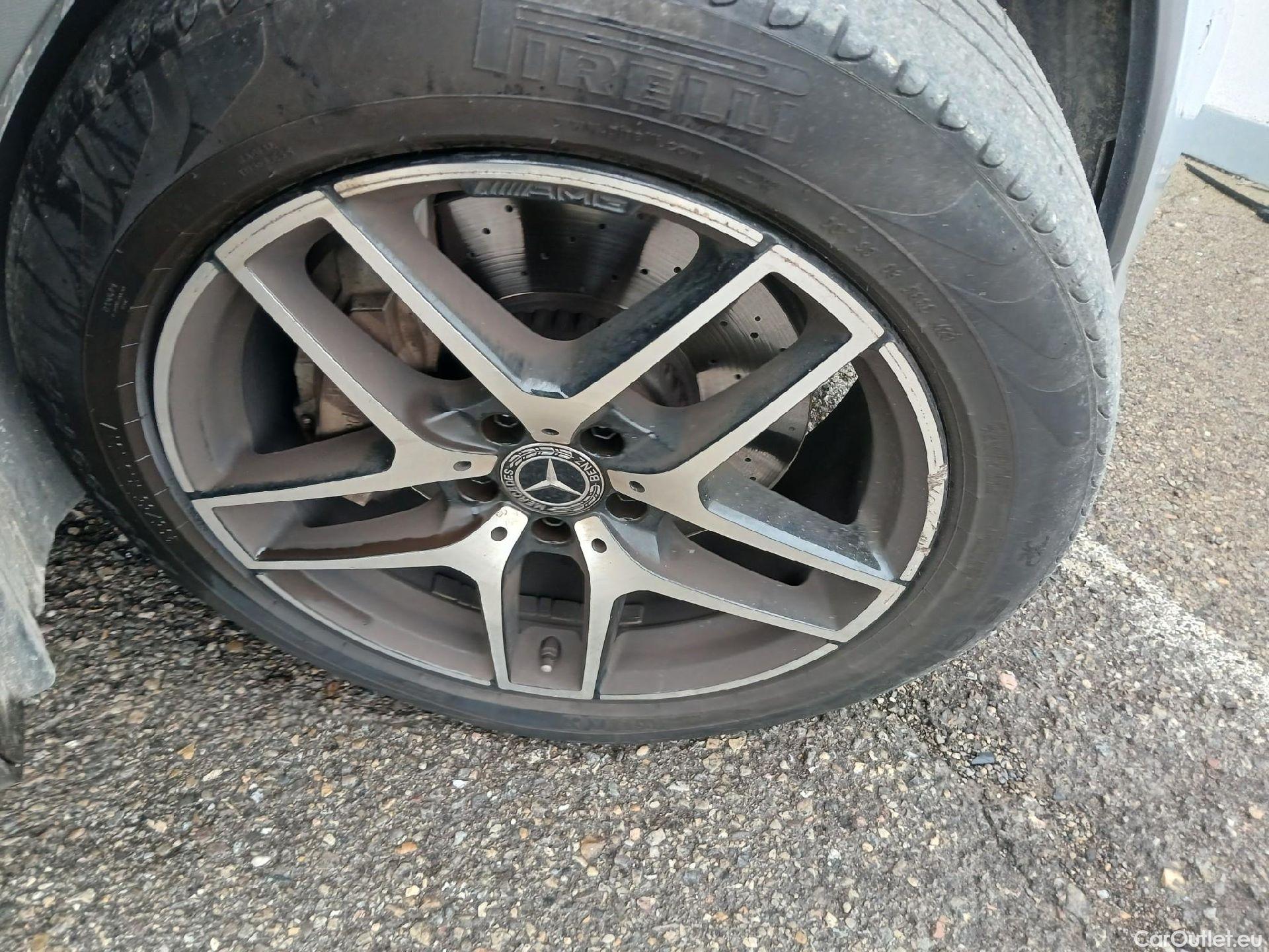  Mercedes  G-Klasee MERCEDES-BENZ Clase GLC / 2015 / 5P / todoterreno GLC 220 d 4MATIC #39